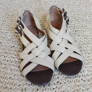 'Like new' Lucky brand wedges / sandals